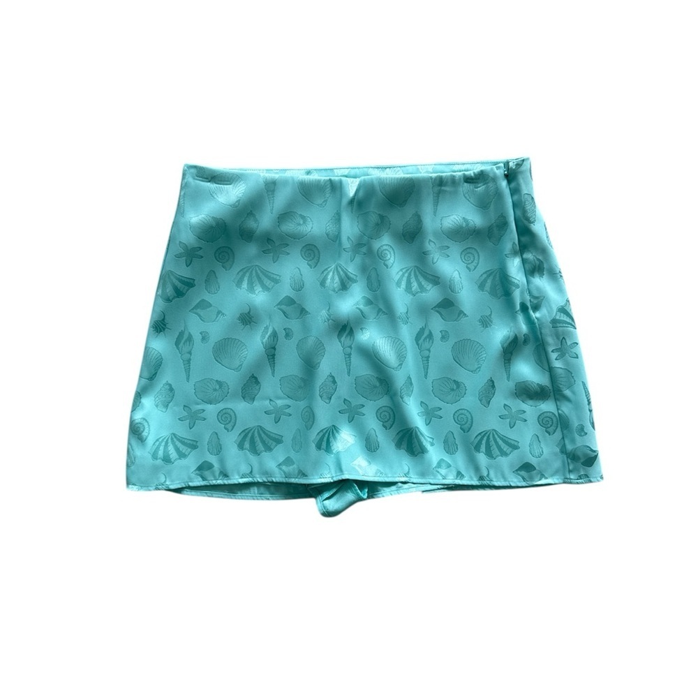 Show Me Your Mumu Aquamarine Shell Satin Skort Medium - Picture 3 of 8